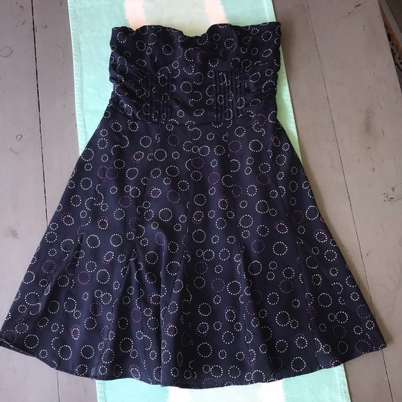 American Eagle Dotted Circle Print Strapless Mini Dress - Picture 2 of 12